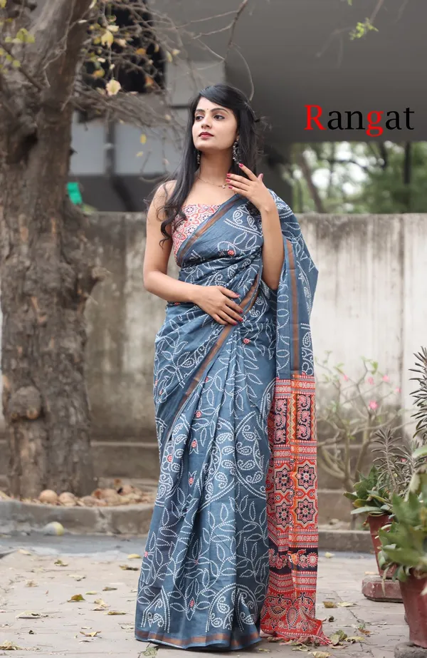 Handicraft_Women's_Bandhani_Print_Pure_Soft_Cotton_Saree_With_Zari_Border_And_Blouse_Piece_Rangat_Grey_With_Blouse_Piece